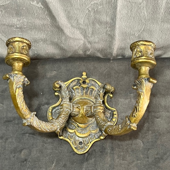Vintage Ornate Gold Tone Metal Double Candle Wall Sconce Holder Decor